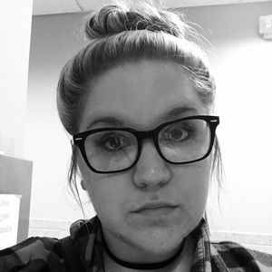 Meet your Posher, April